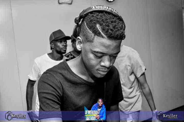 Ntokzin & Boibizza – Sika Bopha Mp3 Download