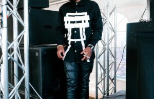 Kabza De Small & Dj Maphorisa Ft. Amu Faku – Abalele (khm Kulture Remix)