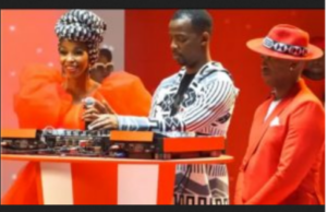 Zakes Bantwini ft Mafikizolo & KFC SA – Masonwabe (KFC 50th Birthday Song)