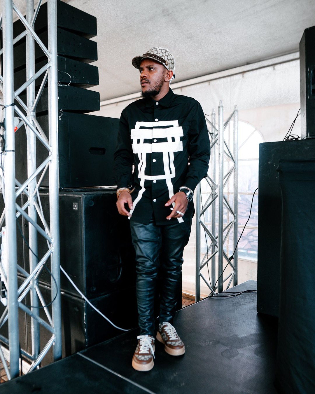 Kabza De Small & Dj Maphorisa Ft. Amu Faku – Abalele (khm Kulture Remix) Mp3 Download