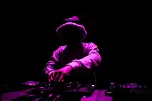 Mdu aka TRP & Nkulee 501 – Few Bits (Main Mix) Mp3 Download