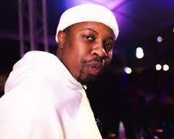 Mr JazziQ – Hade Mabebeza ft Dinky, Ma’Ten, Djy Biza, Djy Zan SA, Mellow & Sleazy Mp3 Download