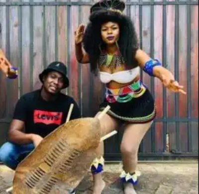 Mr Lenzo ft Zama Radebe – Makhelwane Mp3 Download