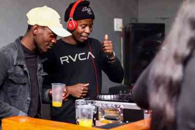 Deejay Mnc – Sensational Vocal Sessions 16 (Strictly Local Deep Soulful House) Mp3 Download