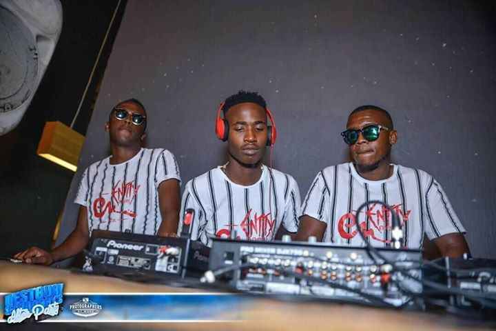 Entity MusiQ & Fiso El Musica – ka Mswapeni Ft. Slungesh Mp3 Download