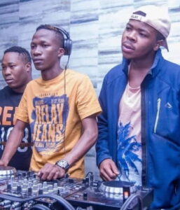 Mdu Aka Trp – Copy & Paste Mp3 Download