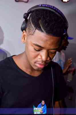 Ntokzin – Romantic Violins Mp3 Download