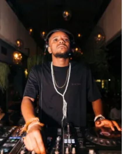 Kabza De Small – Pushin Piano ft. Sir Trill & Nkosazana Daughter (Leak) Mp3 Download