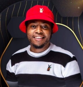 Kelvin Momo – My Njunju Ft. Aymos Mp3 Download