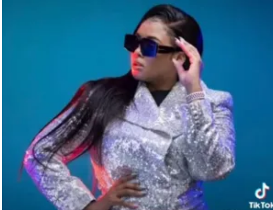 Lady Du – Ngifuna Imali Mp3 Download