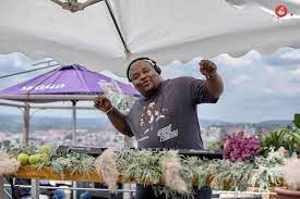 Leehleza – Groove Cartel Amapiano Mix Mp3 Download