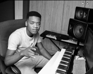 Ntokzin – Signal (Main Mix) Mp3 Download