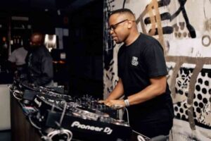 Edsoul SA – April 2022 Mix