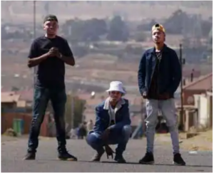 Entity MusiQ & Lil’Mo – HUBLOT