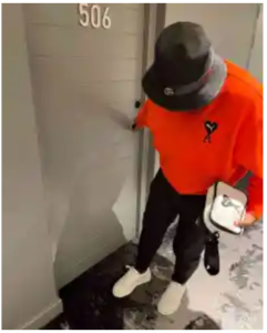 Kelvin Momo & Babalwa M – Imibuzo