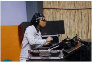 Dj Obza – Mabotlolo