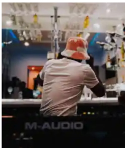 Mthetho The-Law – Amalobolo Ft. Sushi Da Deejay , CanSoul & TshepoGuitar