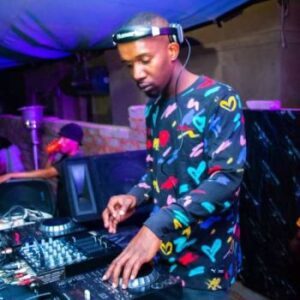 Dlala Regal – Mpolaye ft. Maximum & Cowboy De Vocalist