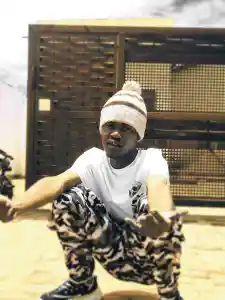 SwarrayHills – Prototype (Bique Mix) Mp3 Download