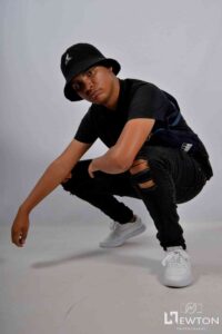 De’KeaY – Zaka ft. Calvin Shaw Mp3 Download