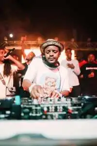 Makhadzi – Nne Ndo Naka ft. Kabza De Small (Instrumental) Mp3 Download