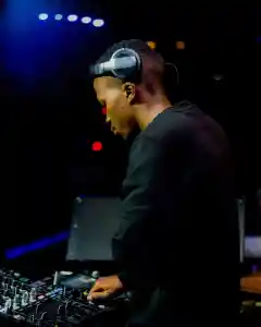 Genesis 99, Mdu aka TRP, Dj Maphorisa – Gucci Mp3 Download