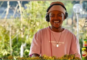 JayLokas – Esta Mp3 Download