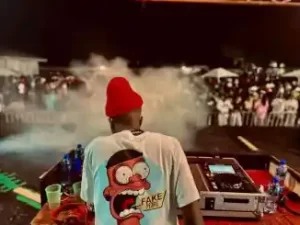 Xduppy, Justin99, Djy Biza & Boontle RSA – Ngenile Mp3 Download