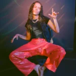 John Lundun & Jessica LM – Crown (Extended Mix)