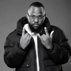 Omit ST – Esifubeni Ft. Sino Msolo, Snow Deep & DJ THE MXO Mp3 Download