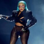Lil Kim Performs “Just Wanna Rock” At Lovers & Friends