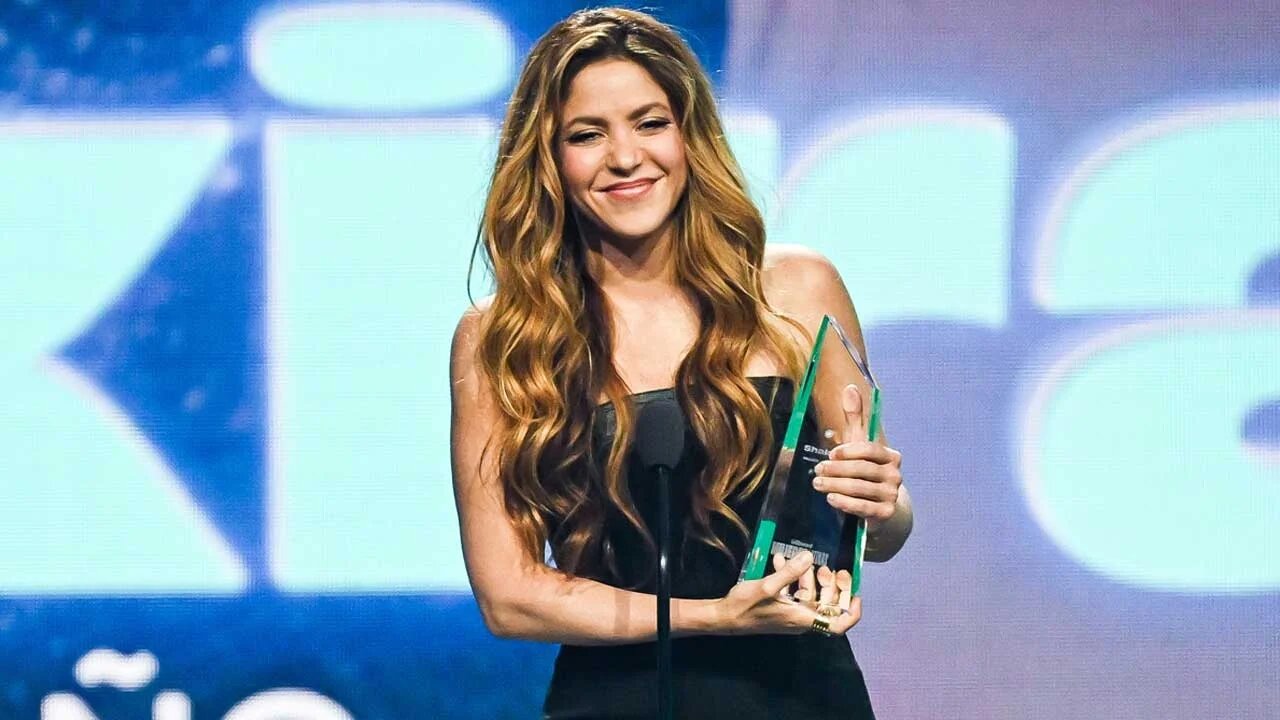 Shakira Insults Gerard Pique After Winning Billboard’s Woman Of The Year Mp3 Download