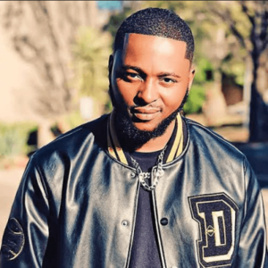 Sir Trill, Nkosazana Daughter & Khanyi Mbau – Shaya I Ndoda E Dubai ft ThackzinDJ, Tee Jay & TMan SA Mp3 Download