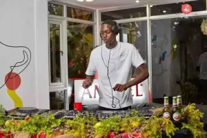 Tsebebe Moroke – Infinity Love Mp3 Download