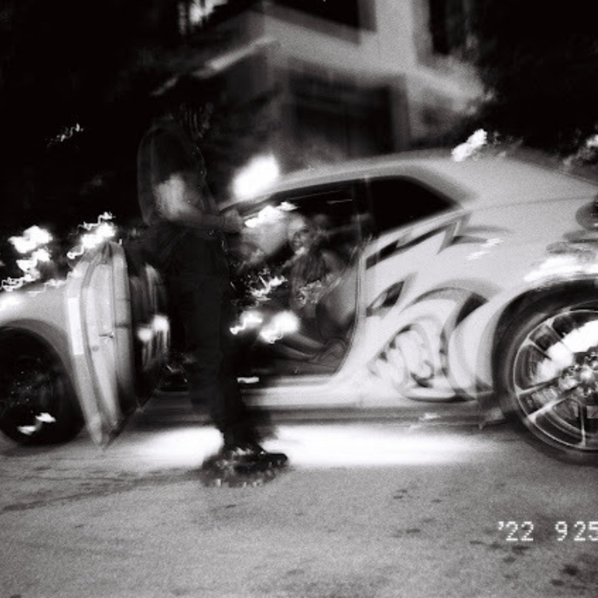 Thouxanbanfauni Ft. Key! – Out Sad Mp3 Download